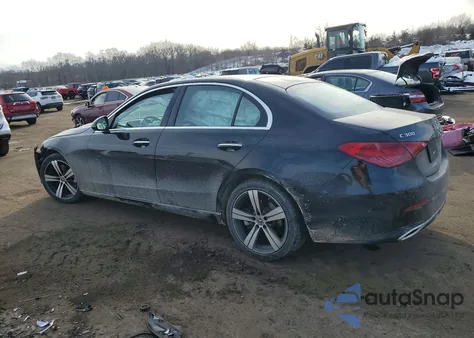 2022 Mercedes-Benz C 300 4Matic from USA, damaged, VIN W1KAF4HB1NR011131